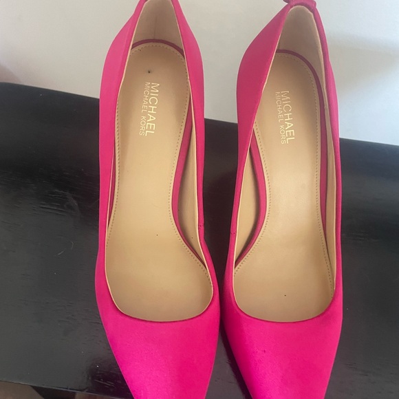 Ladies heels - Picture 4 of 4